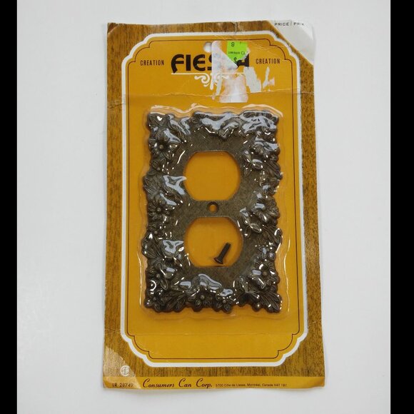 Edmar Outlet Cover Ornate Brass Floral Vintage NEW OLD STOCK, in package - Picture 1 of 3